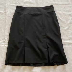 Limited pencil skirt ruffle bottom size 6
